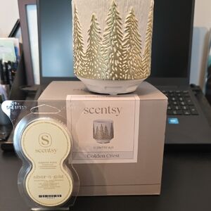 Scentsy Golden Crest Warmer